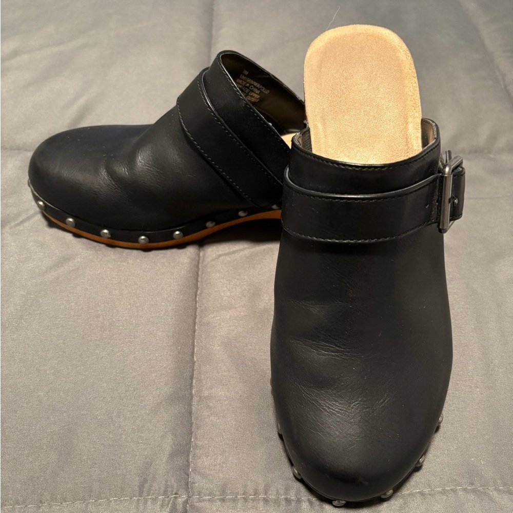 Black Leather Clogs with Buckle